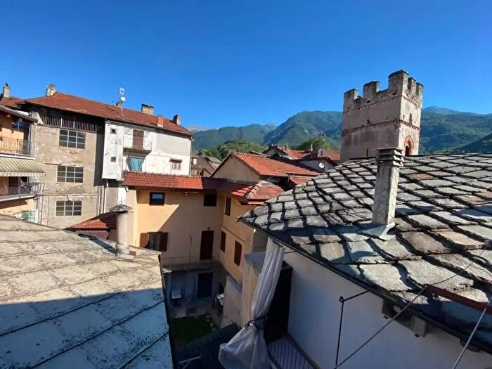 Case in Vendita e in Affitto - 3