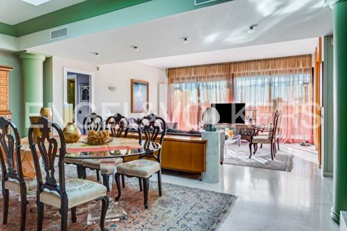 Appartamento con 6 locali in vendita in Via Salvador Allende, Legnano