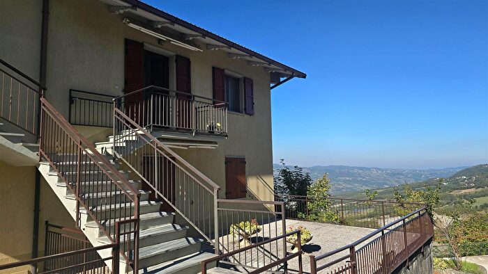 Appartamento quadrilocale in vendita in Via Panoramica, Montecreto