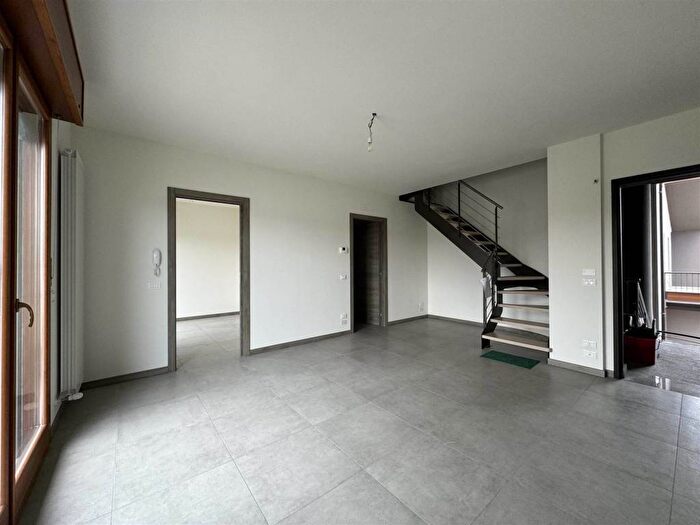 Appartamento trilocale in affitto in Cortemaggiore