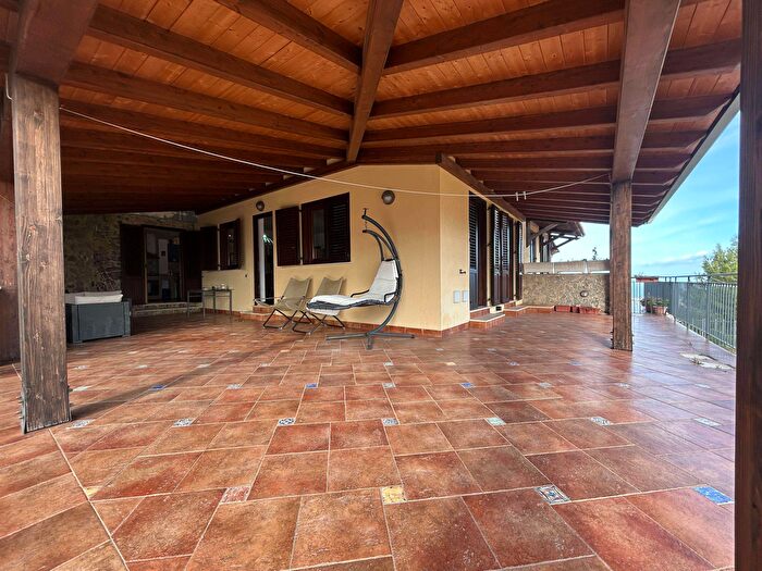 Casa quadrilocale in vendita in Monreale