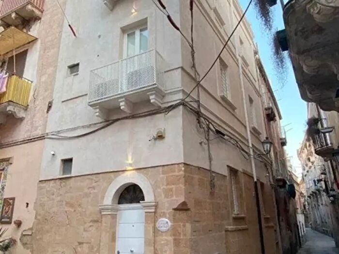 Appartamento con 5 locali in vendita in Via Giovanni Paisiello, Taranto