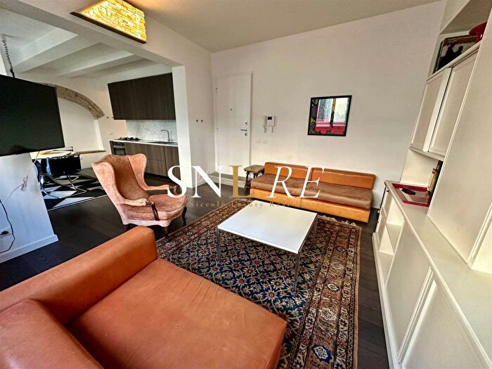 Appartamento quadrilocale in affitto in Piazza della Calza, San Frediano, Firenze