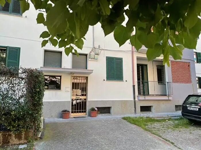Appartamento con 6 locali in affitto in Via Leonardo da Vinci, Viterbo