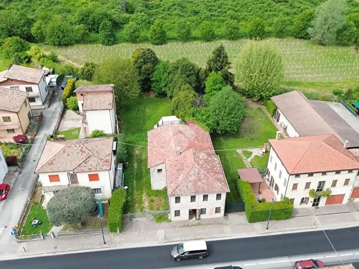 Casa con 5 locali in vendita in Via Valsugana, San Giorgio In Bosco