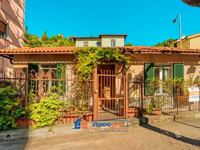 Casa bilocale in vendita in Via Piave, Albenga