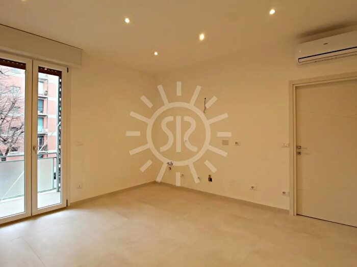 Appartamento bilocale in vendita in Via Arno, Bologna