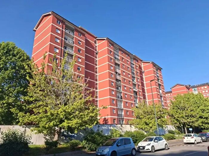 Appartamento con 5 locali in vendita in Via Gioacchino Quarello a, Torino