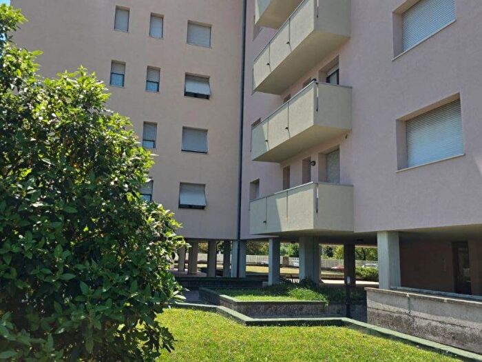 Appartamento bilocale in affitto in Via Samaritana da Polenta, Borgo Roma, Verona