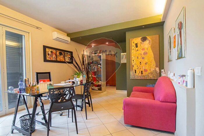 Appartamento con 5 locali in vendita in Via Morgioni, San Gregorio Di Catania