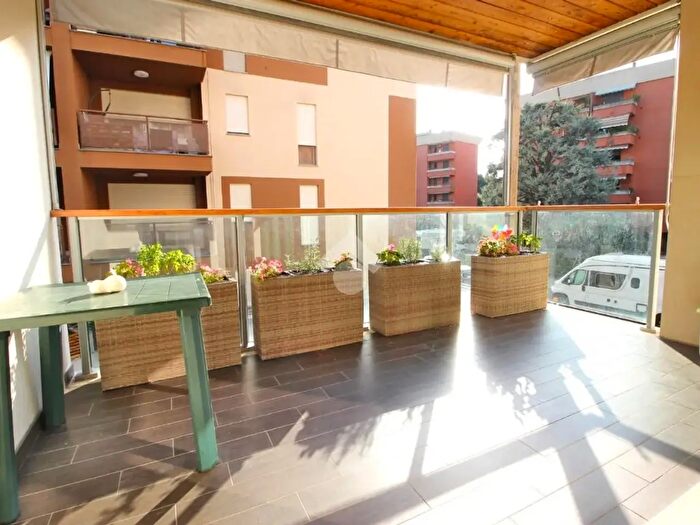 Appartamento trilocale in vendita in Via San Carlo, Mariano Comense