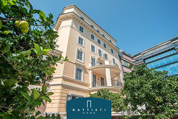 Appartamento trilocale in affitto in Via Aniene, Roma