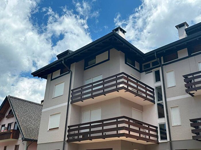 Appartamento con 5 locali in affitto in Via San Carlo, Centro, Asiago