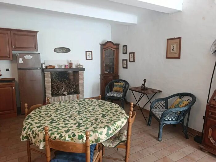 Casa trilocale in vendita in San Severino Marche