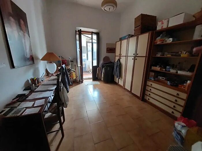 Appartamento con 10 locali in vendita in Arezzo