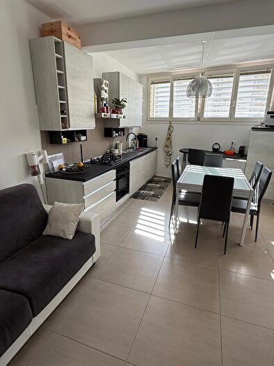 Appartamento trilocale in vendita in Via Castelfidardo, Senigallia