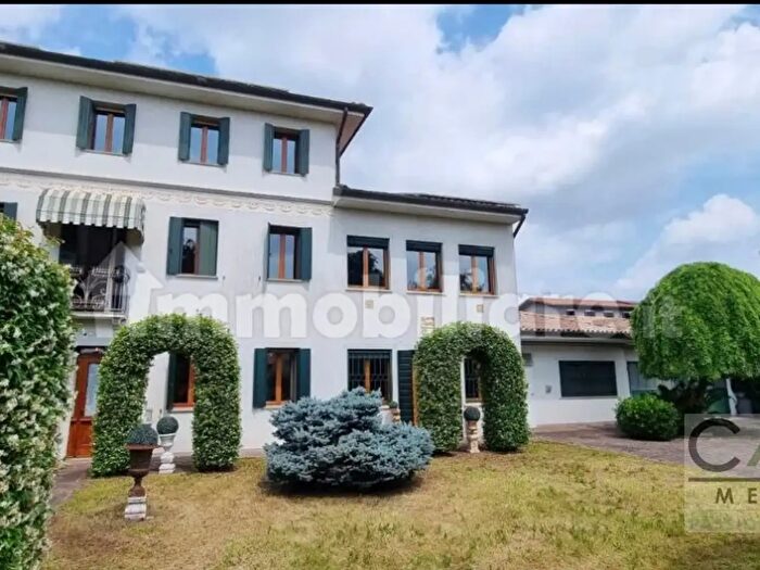 Casa quadrilocale in vendita in Via Risorgimento, Cordenons