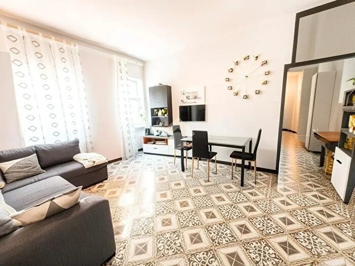 Appartamento trilocale in vendita in Via Muzio Scevola, Milano