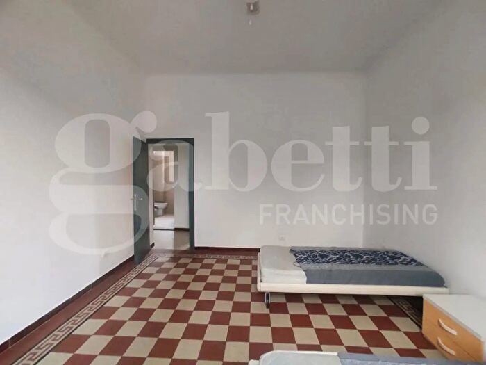 Appartamento trilocale in affitto in Via Giovanni Francesco Barbieri, Bologna