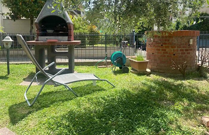 Casa con 8 locali in vendita in Via II Giugno a Certaldo Firenze, Certaldo