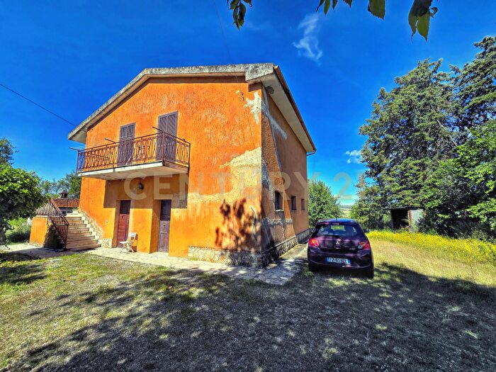 Casa con 7 locali in vendita in Strada Provinciale Aquilaia, Scansano