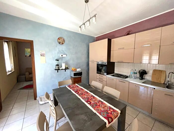 Casa quadrilocale in vendita in Via Settentrione, Monticello D'Alba