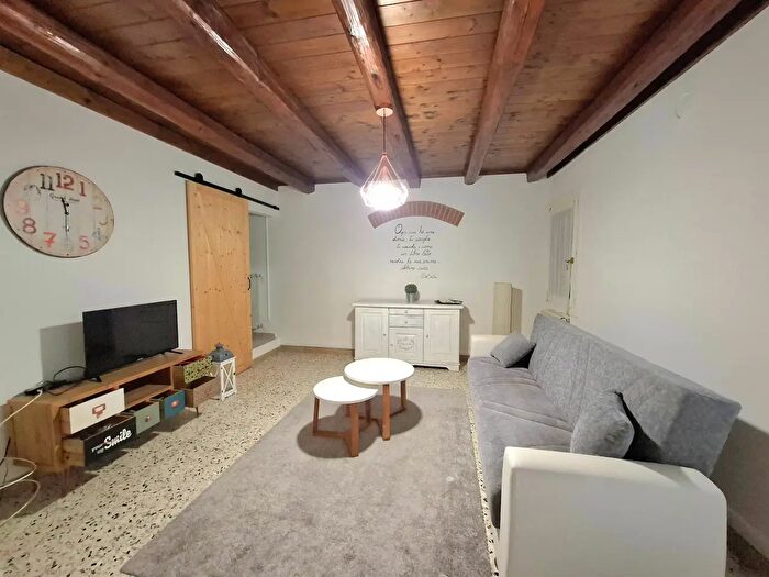 Casa quadrilocale in vendita in Via Veniera, Rovigo