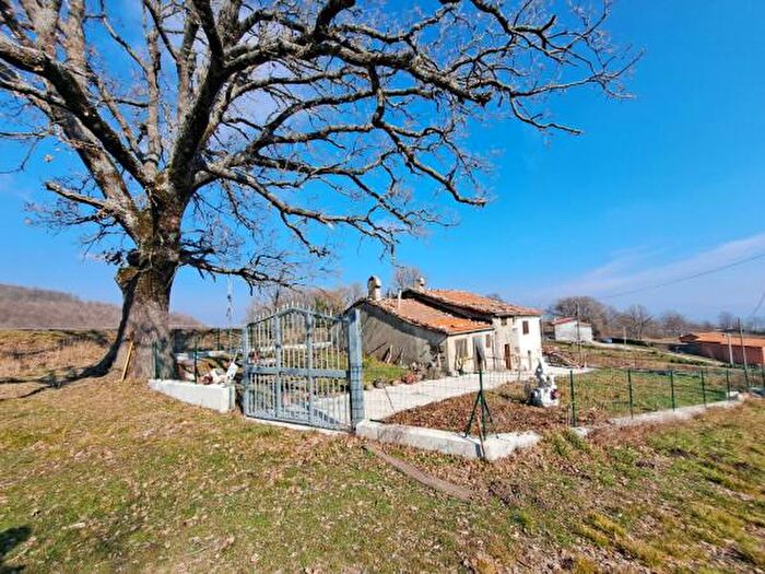 Casa con 6 locali in vendita in Contrada Montagna, Morcone