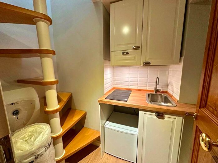 Appartamento monolocale in vendita in Firenze