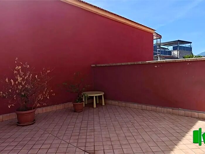 Appartamento trilocale in vendita in Mariglianella