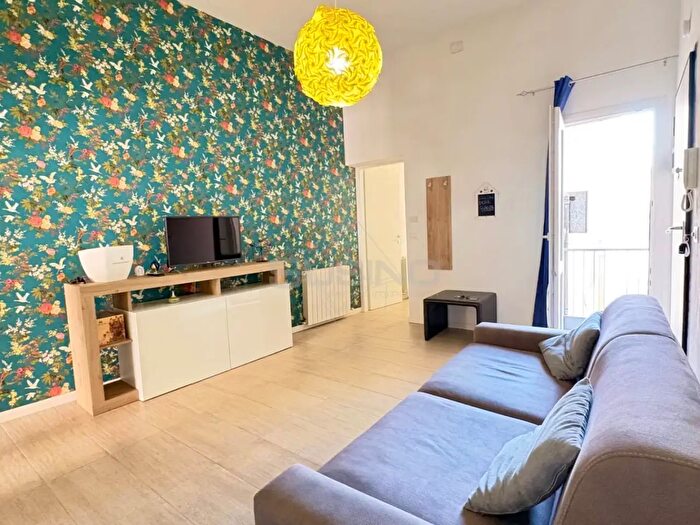 Appartamento trilocale in affitto in Via Formide, Siracusa