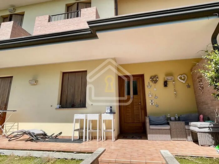 Casa con 5 locali in vendita in Via Casabianca, Lignano Sabbiadoro