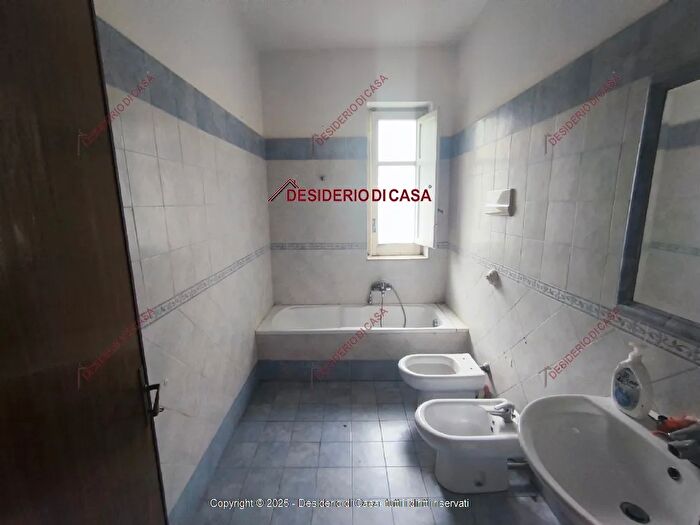 Appartamento trilocale in vendita in Altofonte