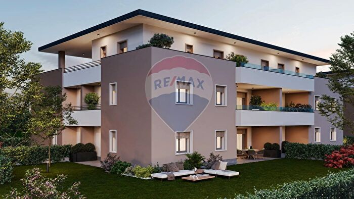 Appartamento quadrilocale in vendita in Via Gramsci, Bernareggio