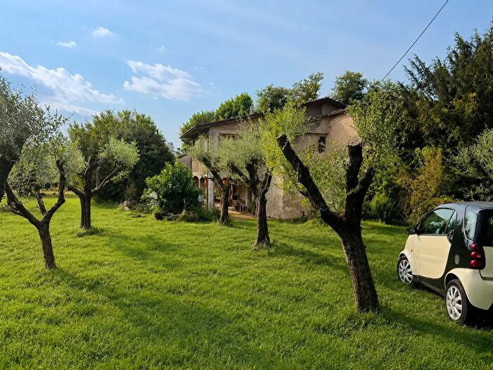 Casa con 6 locali in vendita in Via Palvotrisia, Castelnuovo Magra
