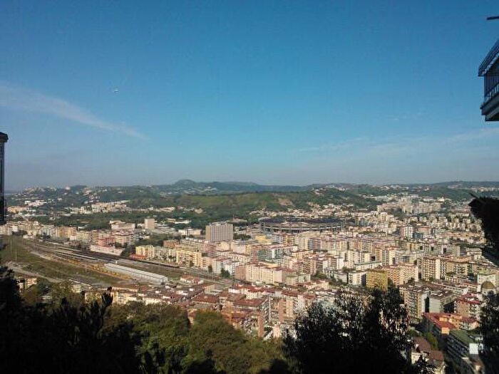 Appartamento quadrilocale in vendita in Via Alessandro Manzoni, Napoli