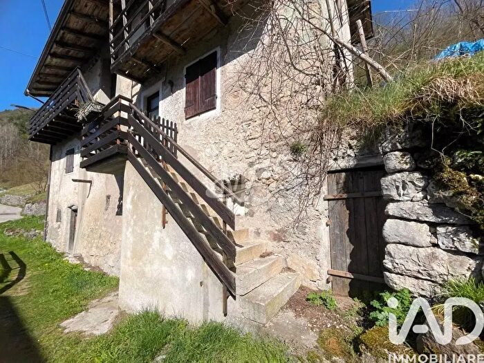 Casa con 5 locali in vendita in Localitãnbsp Molino, Folgaria