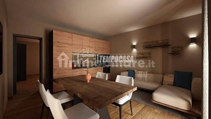 Case in Vendita e in Affitto - 3