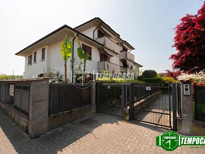 Appartamento bilocale in vendita in Via Sandro Pertini, Casorate Primo