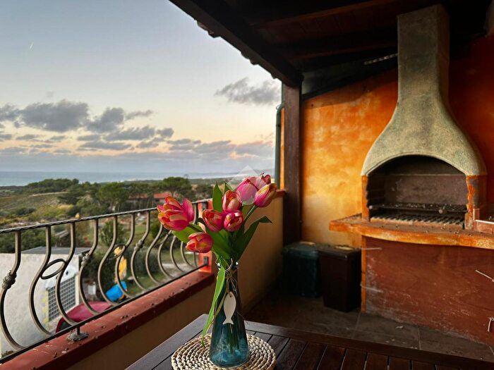 Appartamento trilocale in vendita in Via Giuseppe Mazzini, Valledoria