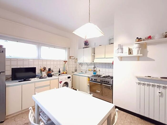 Appartamento quadrilocale in vendita in Via Vittorio Veneto, Busalla