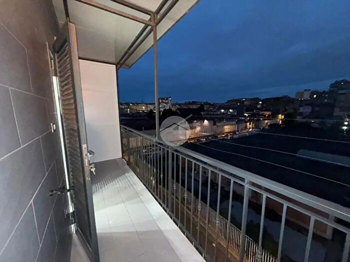 Appartamento bilocale in affitto in Via Enrico Cosenz, Napoli