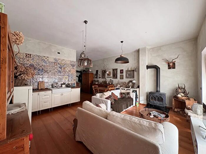 Appartamento trilocale in vendita in Via Ansiei, Auronzo Di Cadore