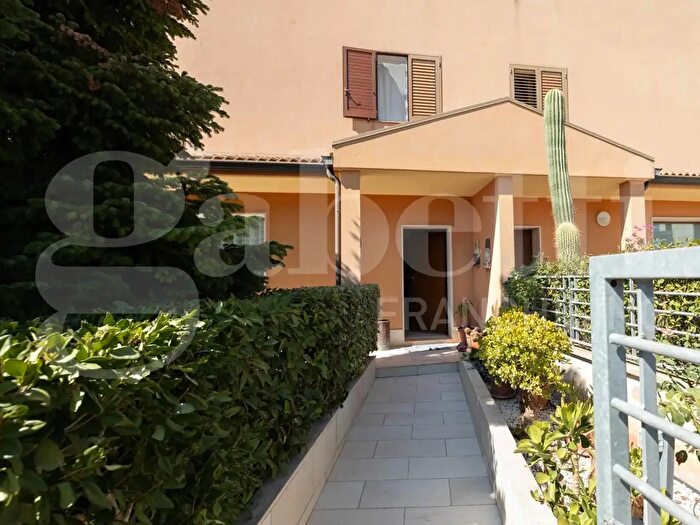 Casa con 5 locali in vendita in Via Ramelli, Ragusa