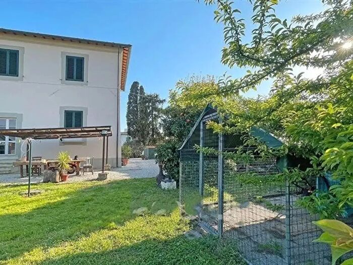 Casa con 5 locali in vendita in Ietro a Vico, Lucca