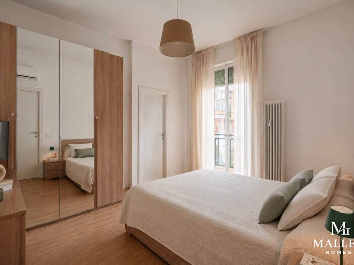 Appartamento bilocale in affitto in Viale Legioni Romane, Bande Nere, Milano