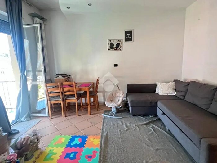 Appartamento bilocale in vendita in Via Parini, Novate Milanese