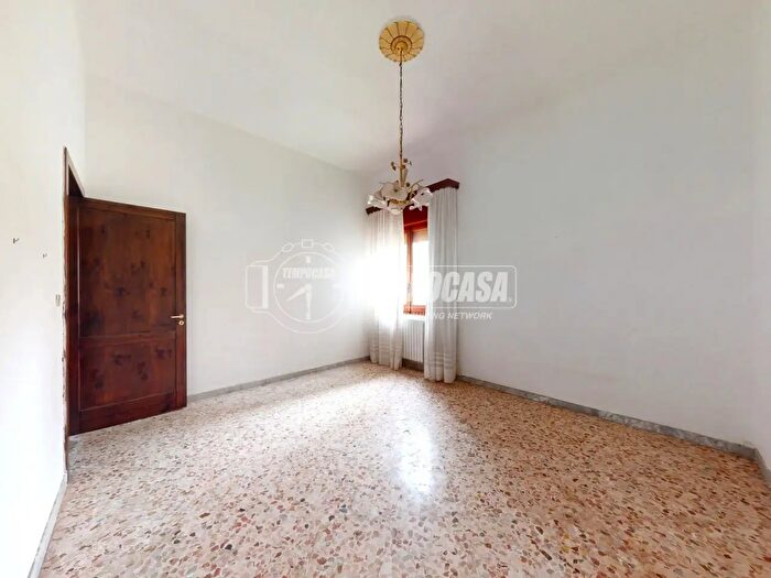 Casa quadrilocale in vendita in Via Don Milani, Cavallino