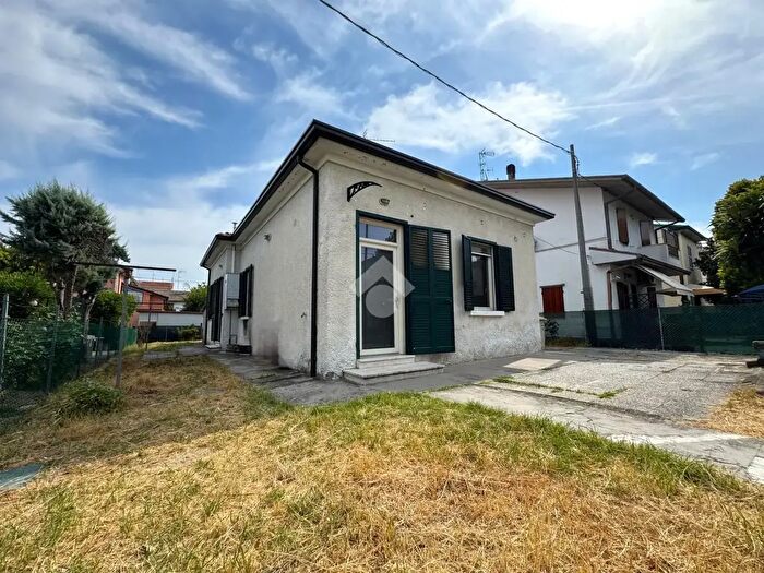 Casa trilocale in vendita in Via Cristoforo Scanello, Forli'