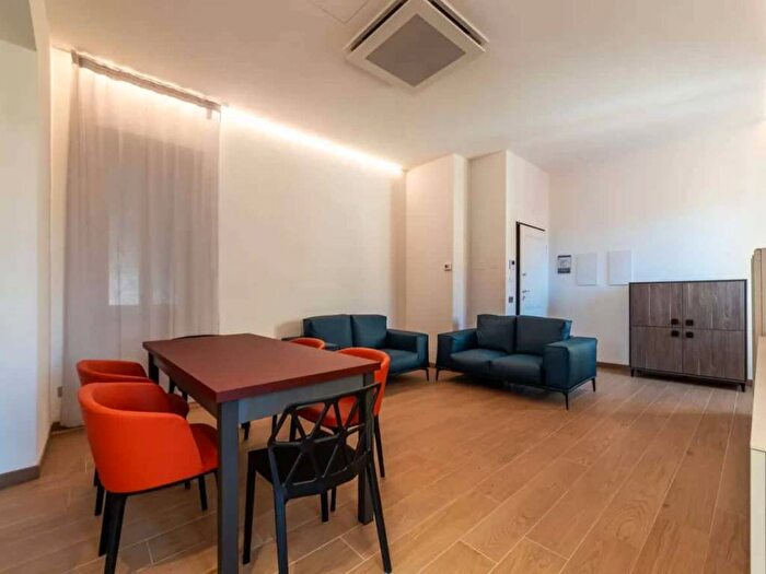 Appartamento quadrilocale in affitto in Via Cavour, Colle Oppio, Roma